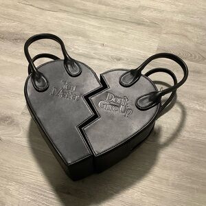 You Matter Don’t Give Up broken heart purse set